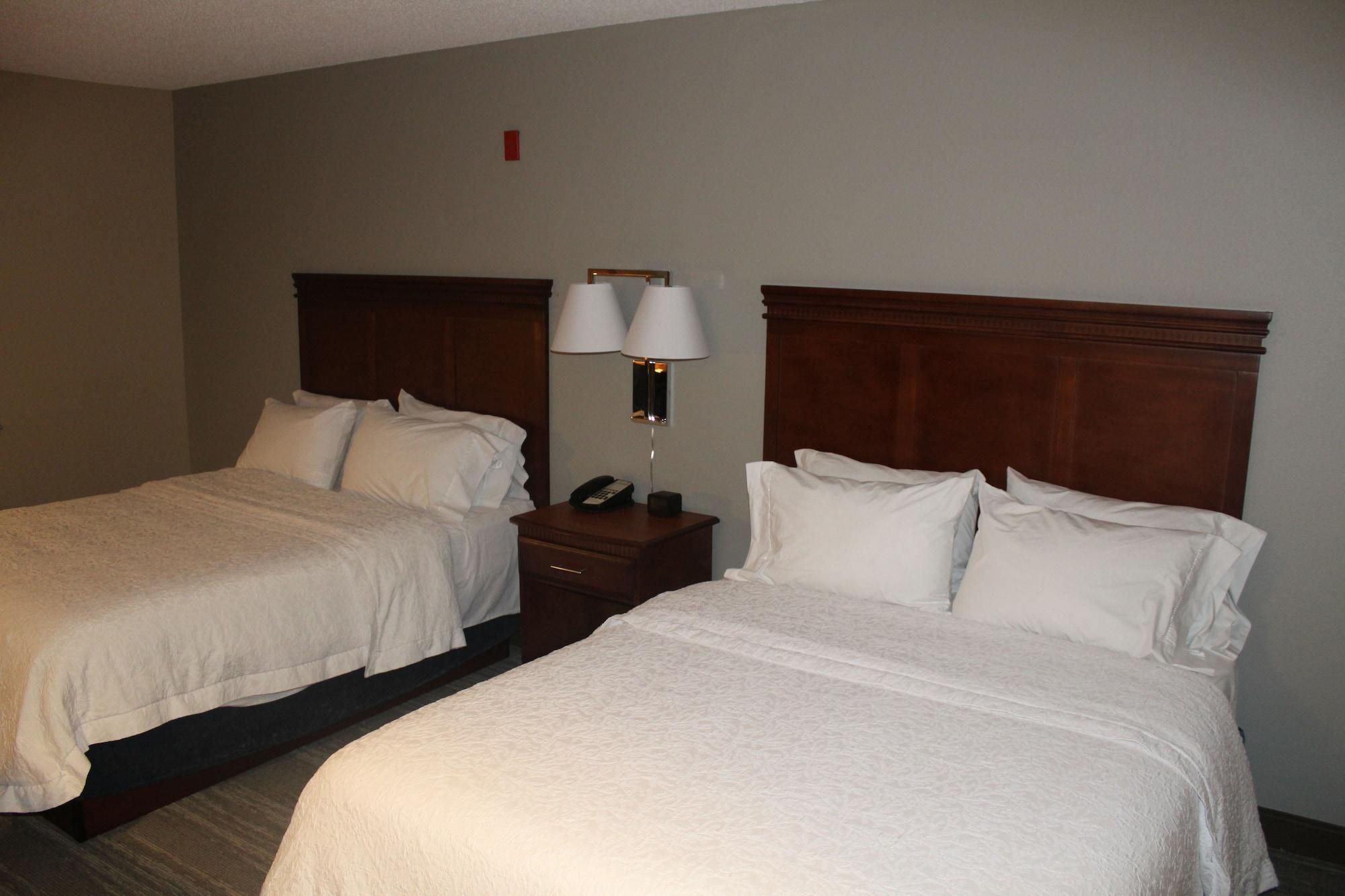 Hampton Inn Gloucester Exteriér fotografie
