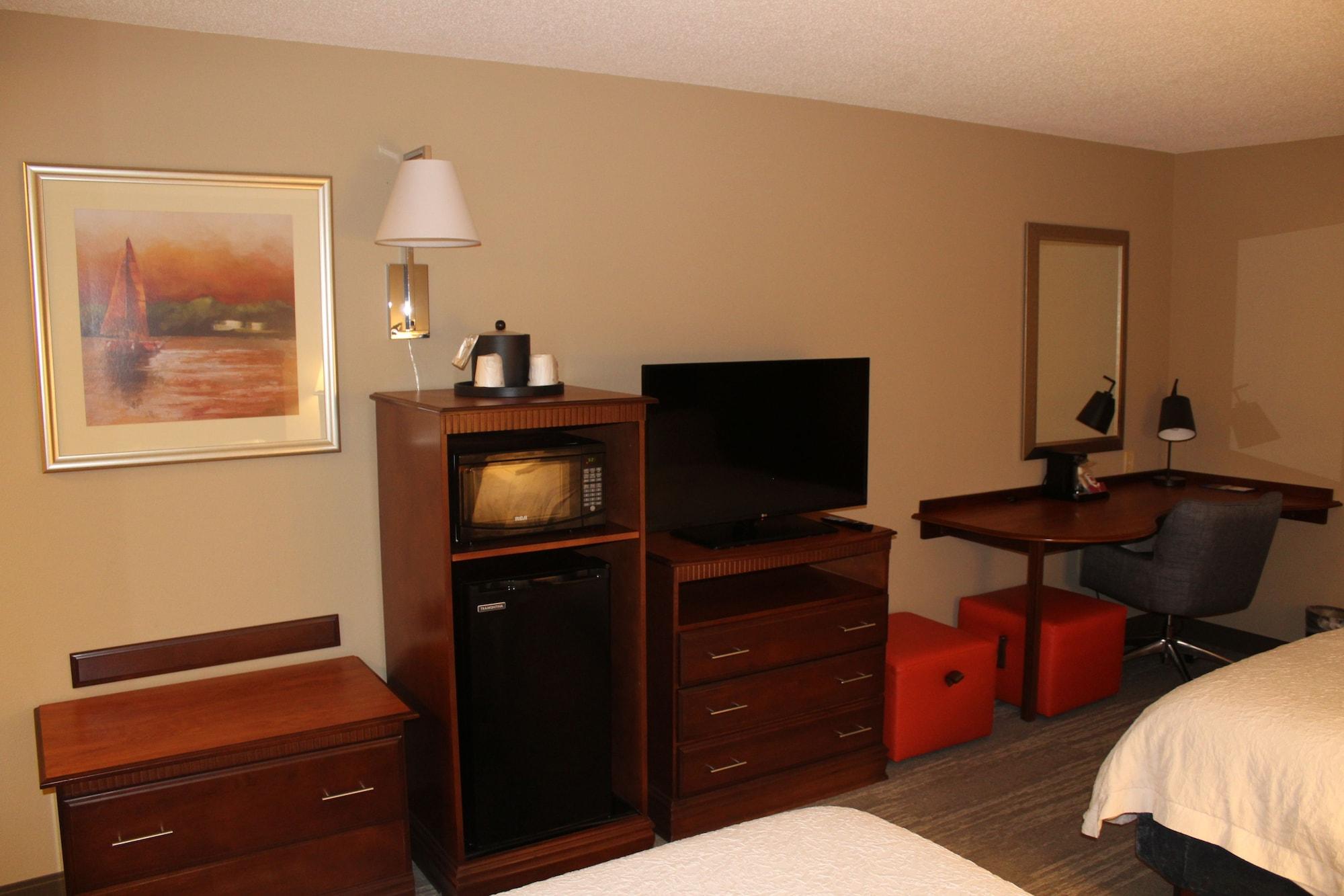 Hampton Inn Gloucester Exteriér fotografie
