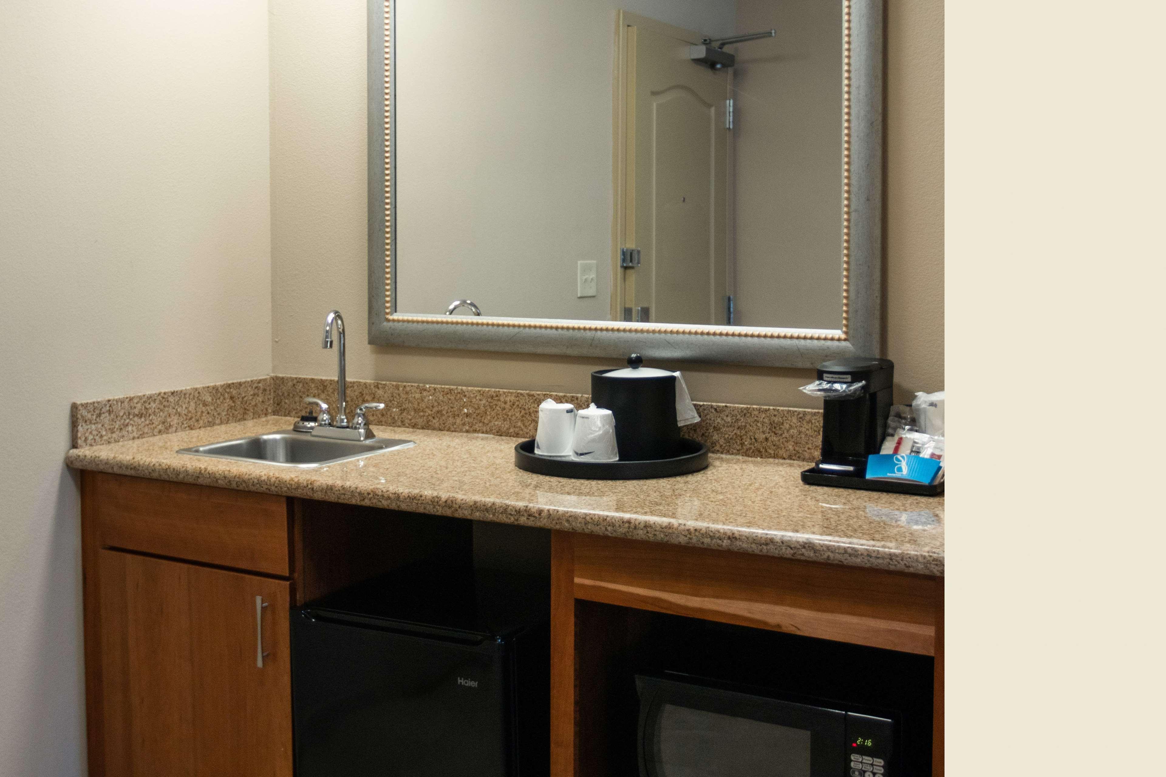 Hampton Inn Gloucester Exteriér fotografie