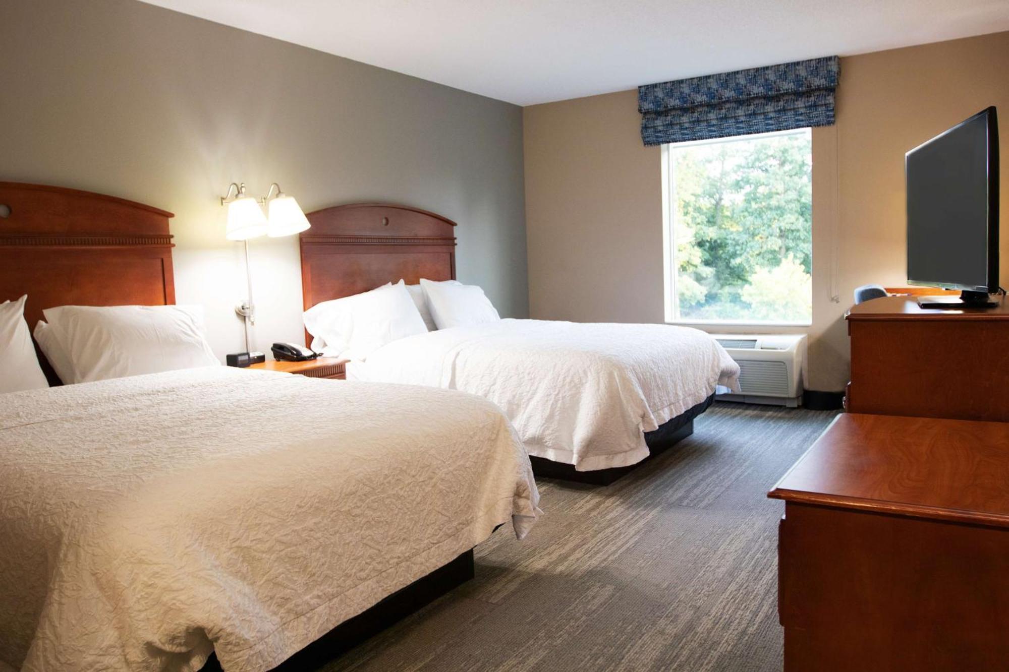 Hampton Inn Gloucester Exteriér fotografie